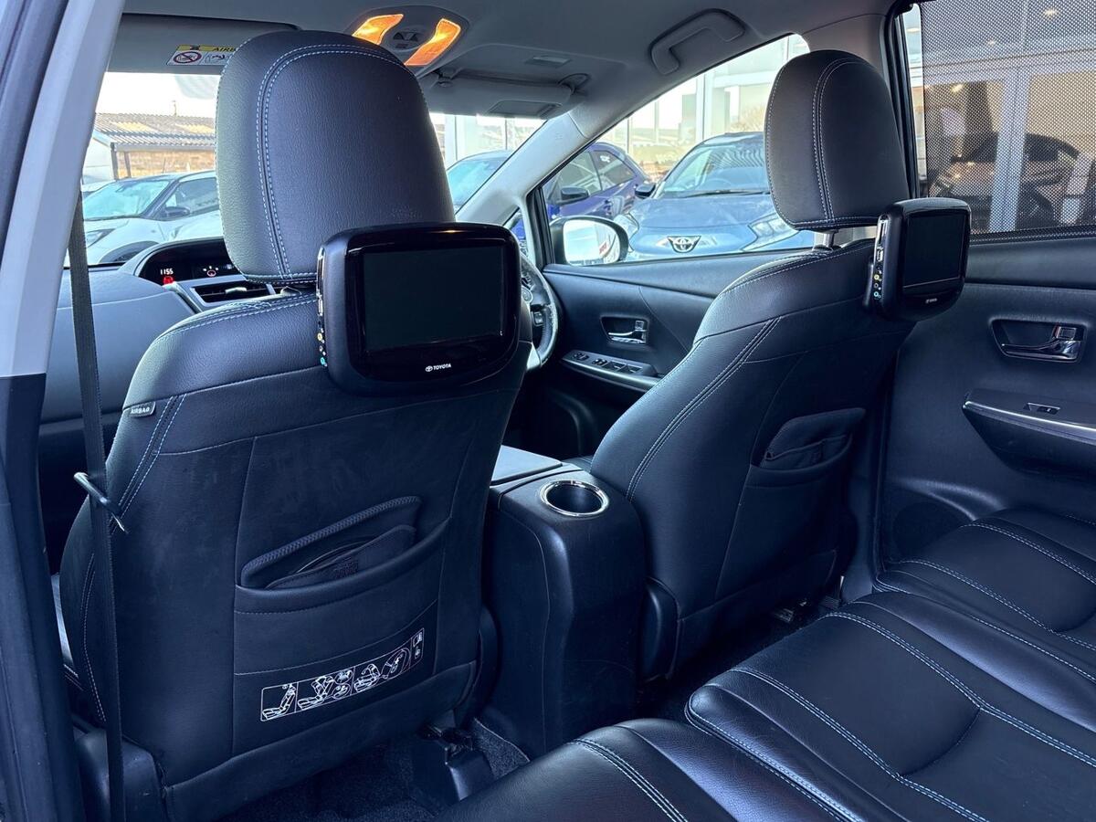 Used Toyota Prius+ 2015 for sale - 76647400: Photo 23