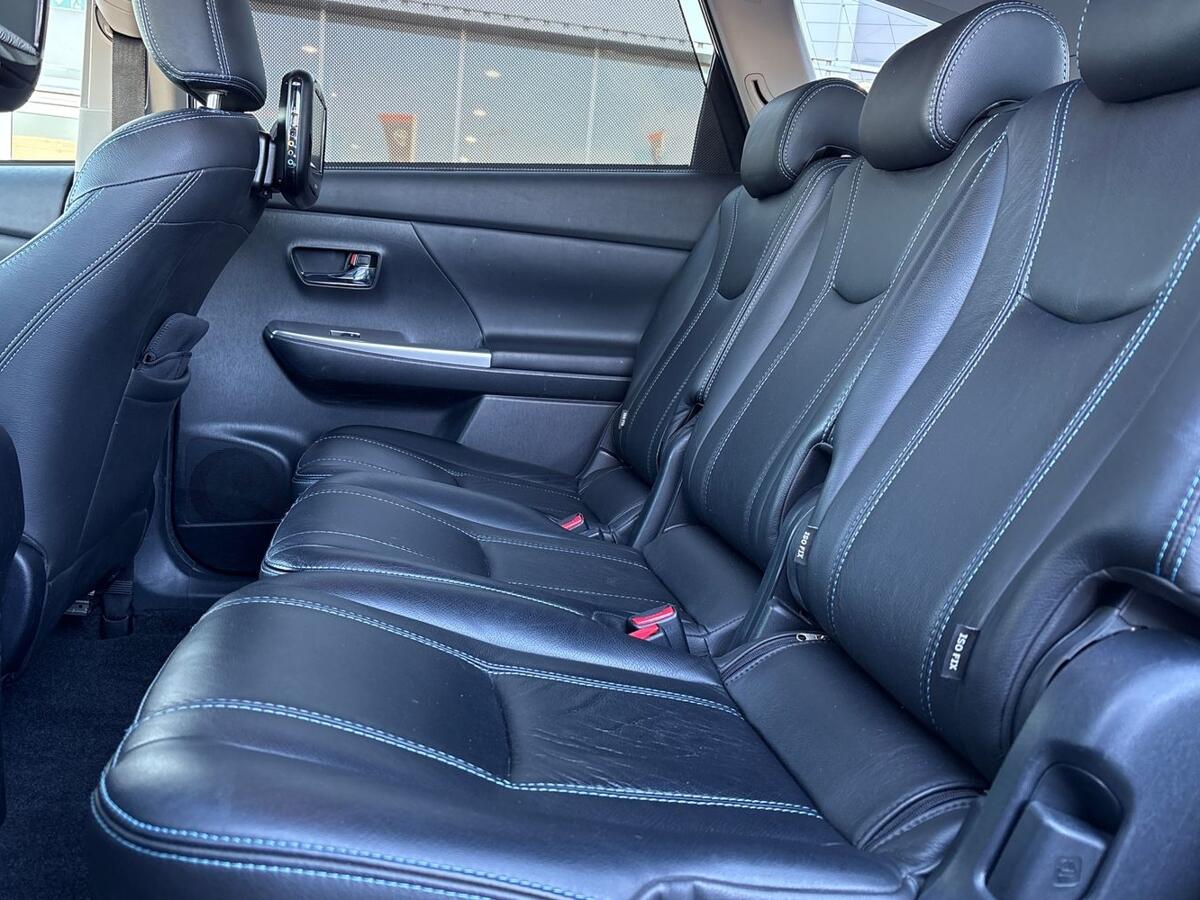 Used Toyota Prius+ 2015 for sale - 76647400: Photo 24