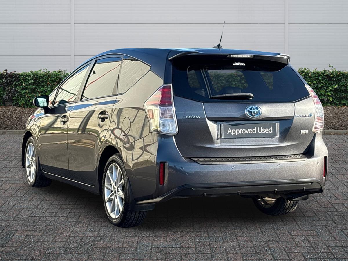 Used Toyota Prius+ 2015 for sale - 76647400: Photo 3
