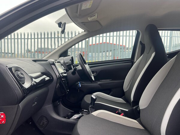Used Toyota AYGO 2015 for sale - 76315664: Photo 16