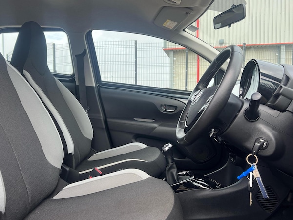 Used Toyota AYGO 2015 for sale - 76315664: Photo 17
