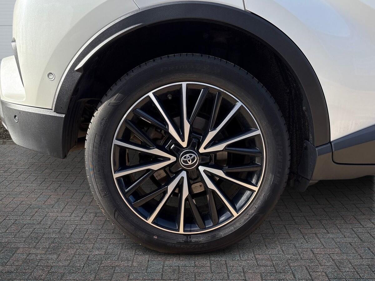 Used Toyota C-HR 2017 for sale - 77627045: Photo 31