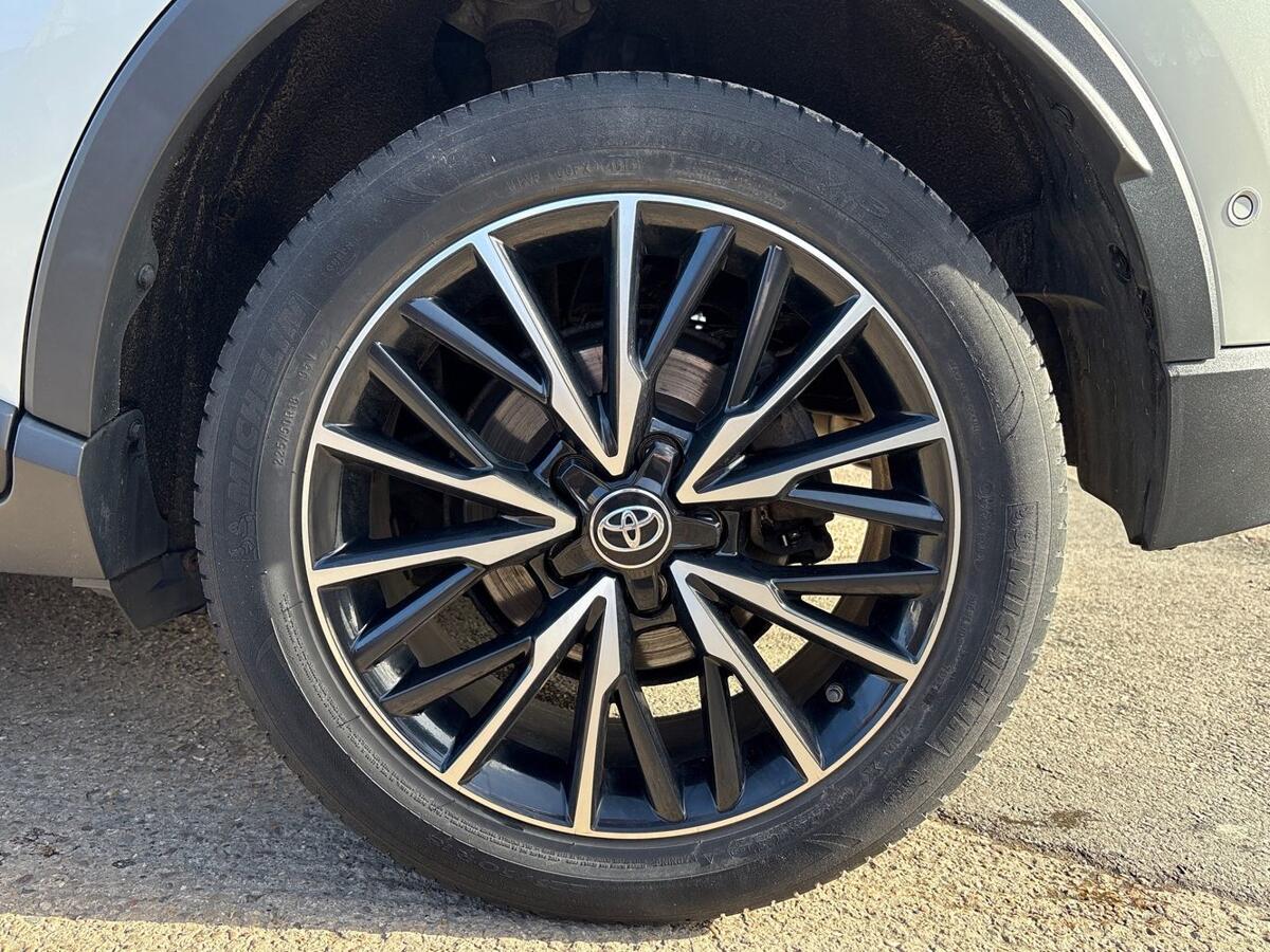 Used Toyota C-HR 2017 for sale - 77627045: Photo 32