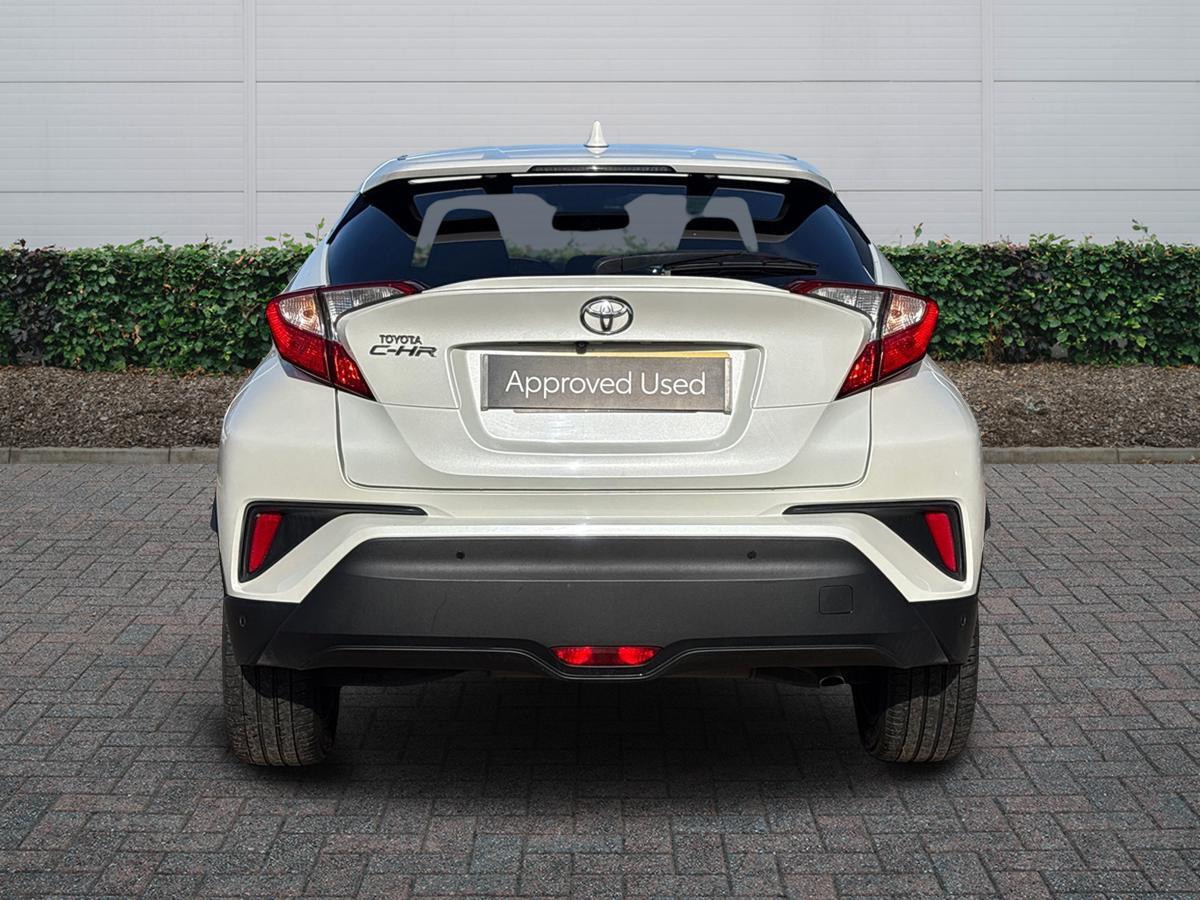 Used Toyota C-HR 2017 for sale - 77627045: Photo 6