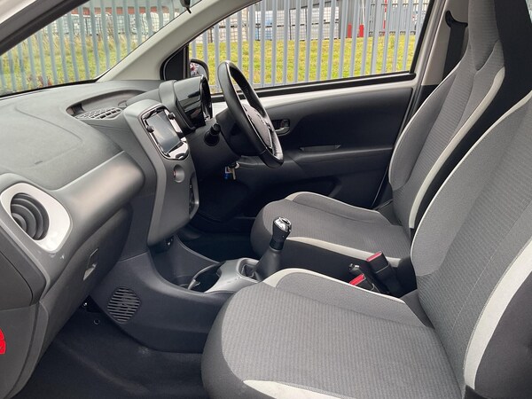 Used Toyota AYGO 2021 for sale - 76086191: Photo 10