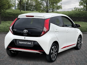 Used Toyota AYGO 2021 for sale - 76086191: Photo 2