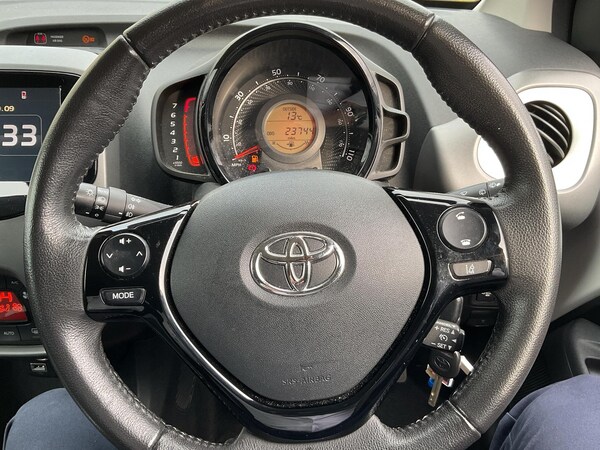 Used Toyota AYGO 2021 for sale - 76086191: Photo 8