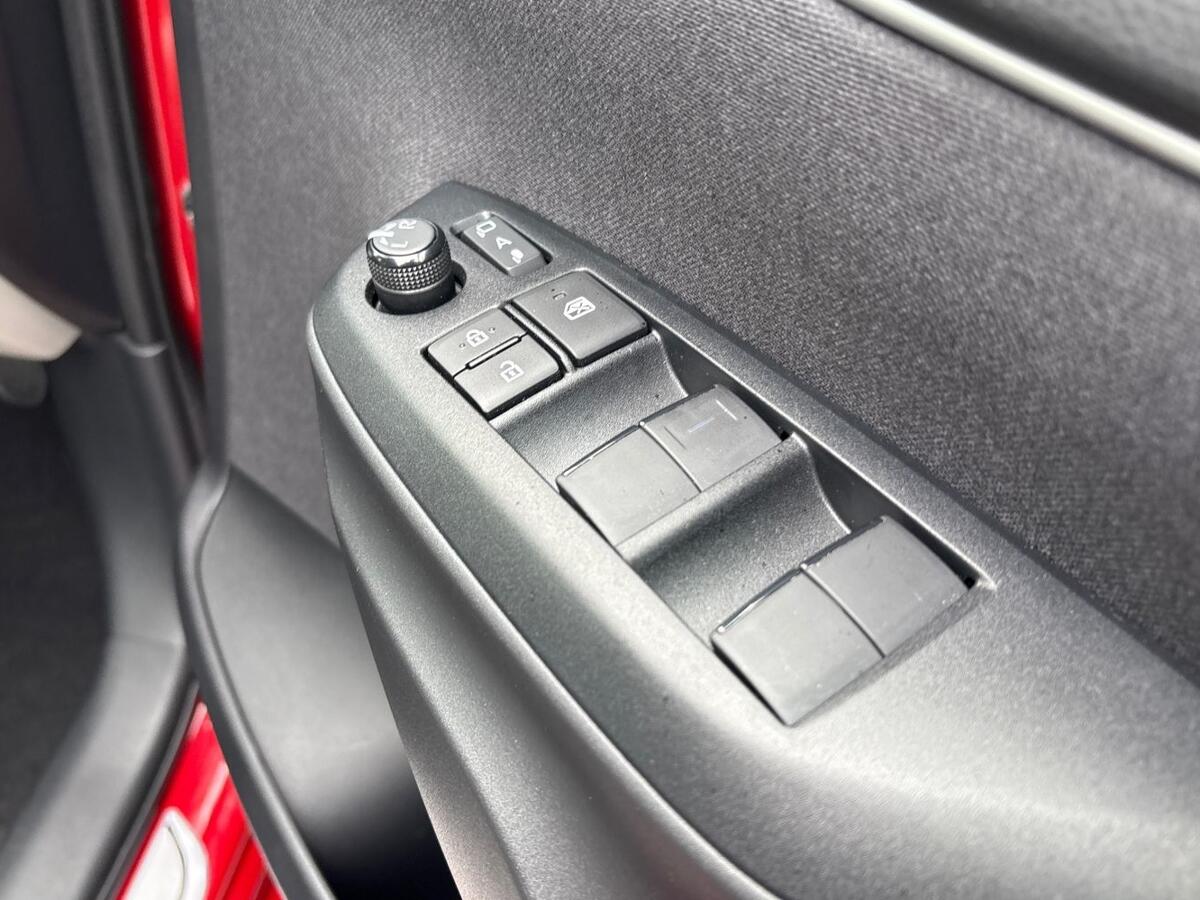 Used Toyota Yaris 2023 for sale - 77613726: Photo 17