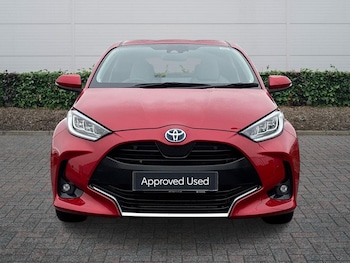 Used Toyota Yaris 2023 for sale - 77613726: Photo