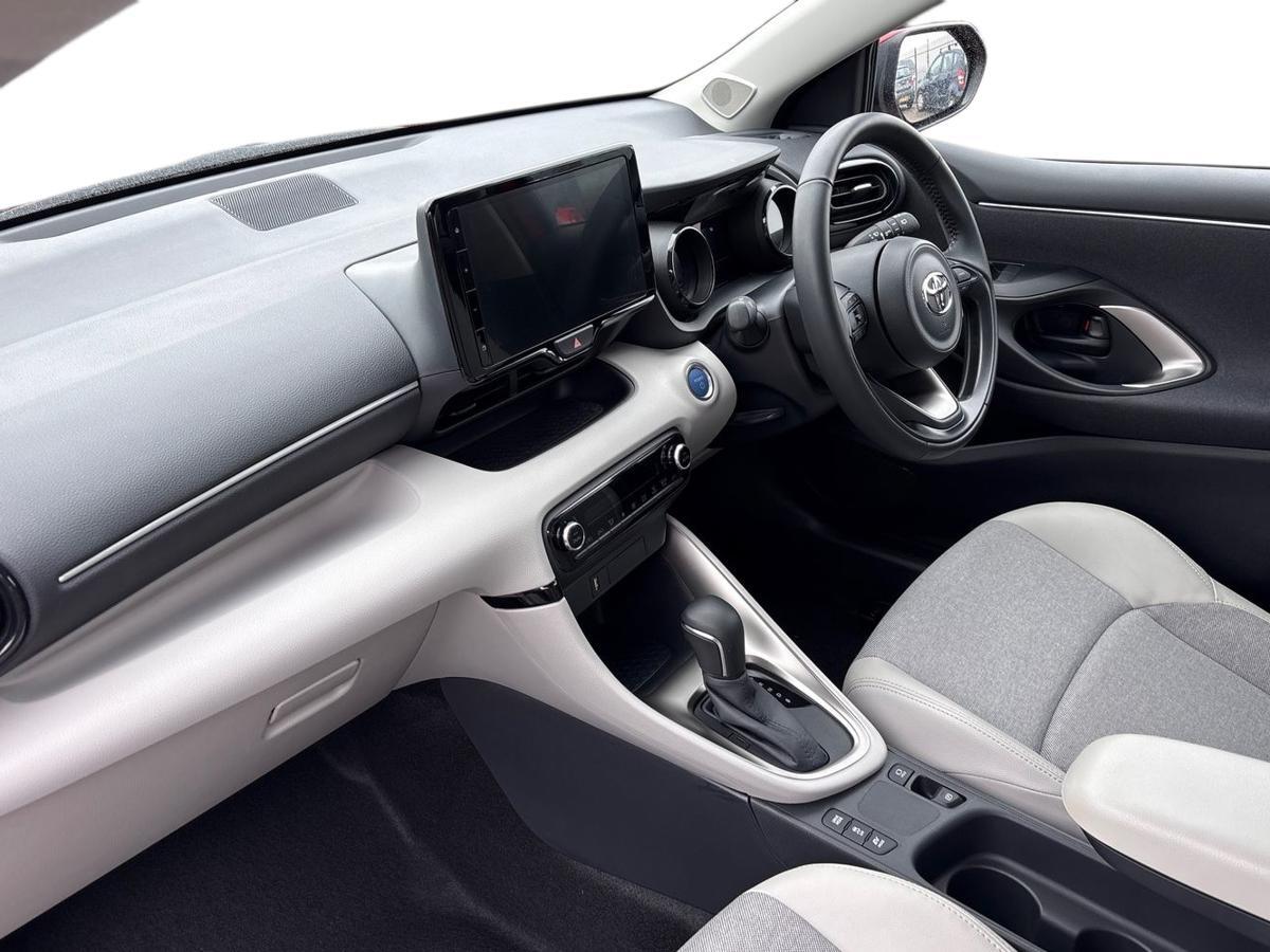 Used Toyota Yaris 2023 for sale - 77613726: Photo 7