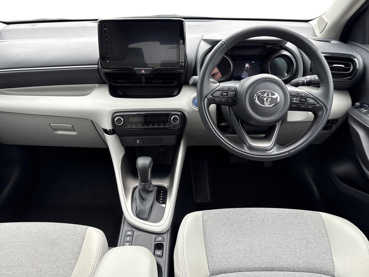 Used Toyota Yaris 2023 for sale - 77613726: Photo 8