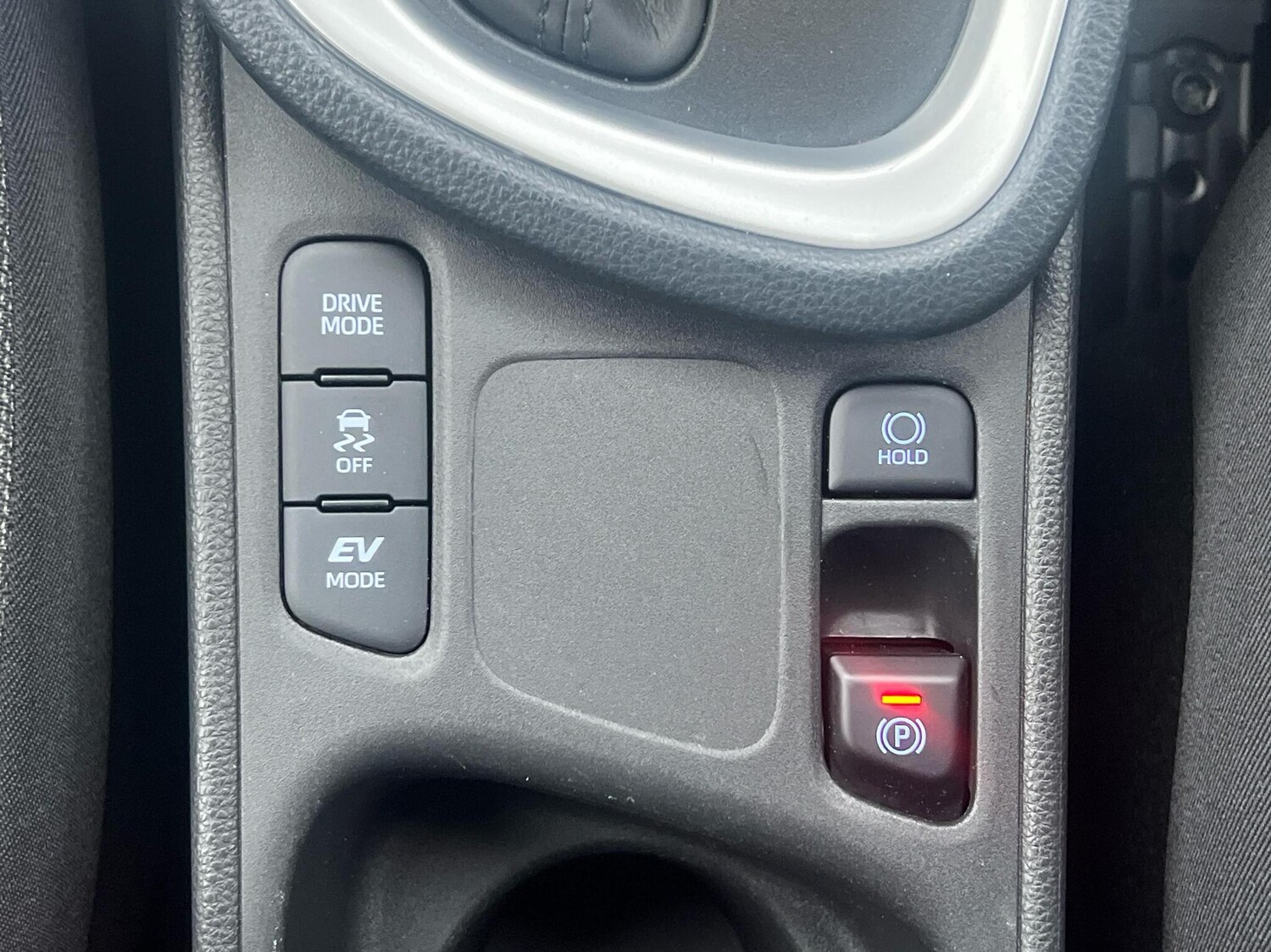 Used Toyota Yaris 2022 for sale - 76154331: Photo 23