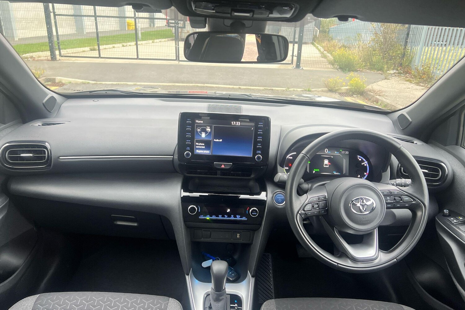 Used Toyota Yaris 2022 for sale - 76154331: Photo 30