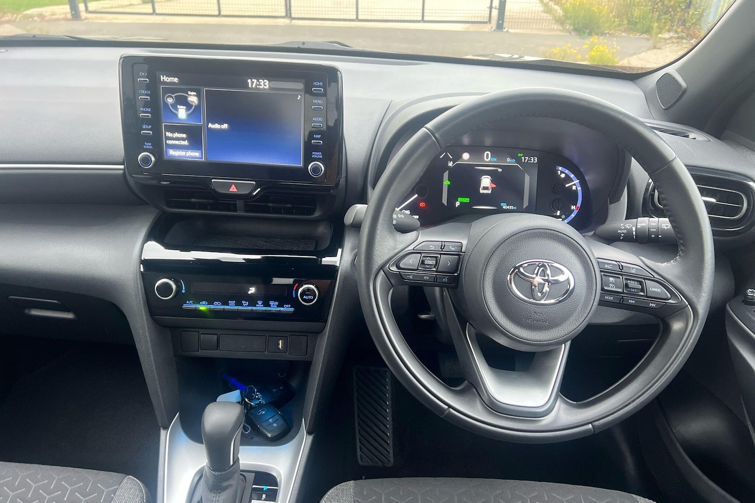 Used Toyota Yaris 2022 for sale - 76154331: Photo 31