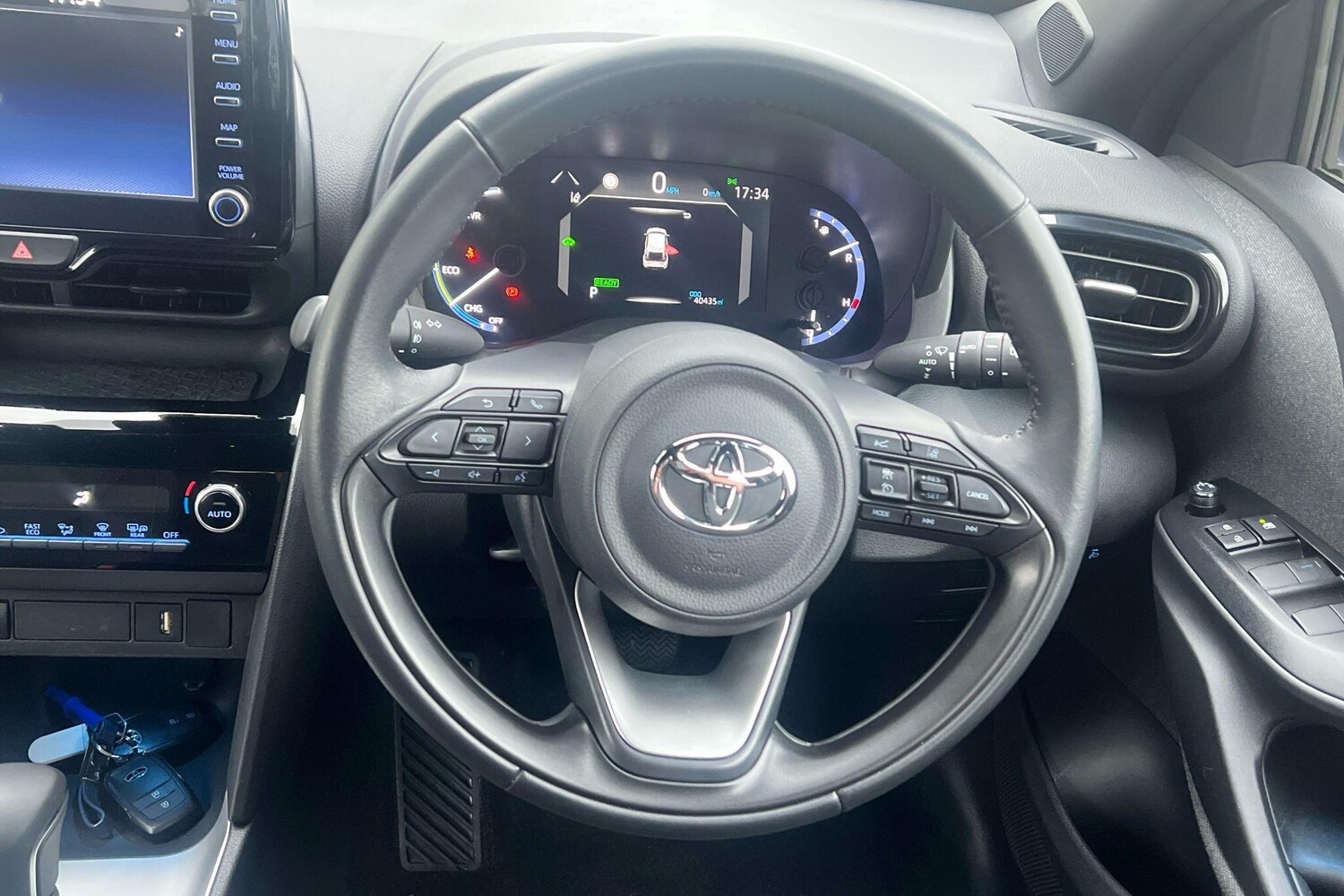 Used Toyota Yaris 2022 for sale - 76154331: Photo 33