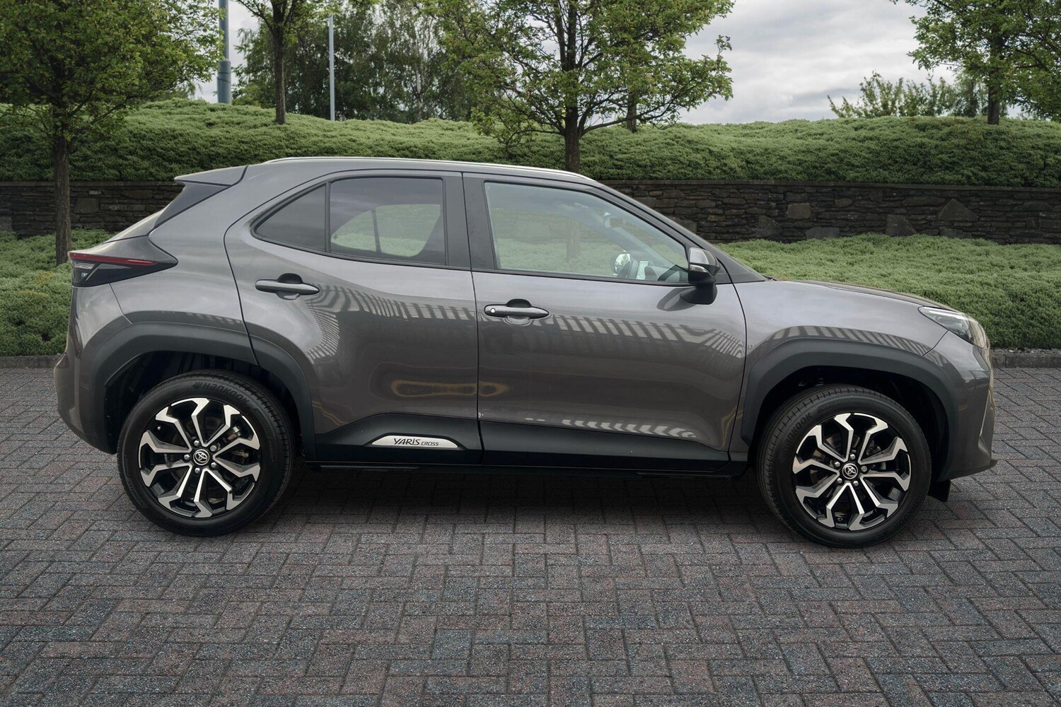 Used Toyota Yaris 2022 for sale - 76154331: Photo 46