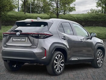 Used Toyota Yaris 2022 for sale - 76154331: Photo