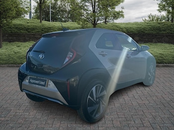 Used Toyota Aygo X 2024 for sale - 76190649: Photo 2
