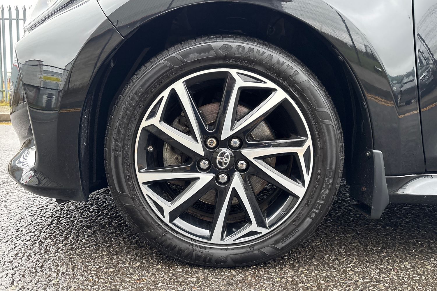 Used Toyota Yaris 2021 for sale - 77280571: Photo 15