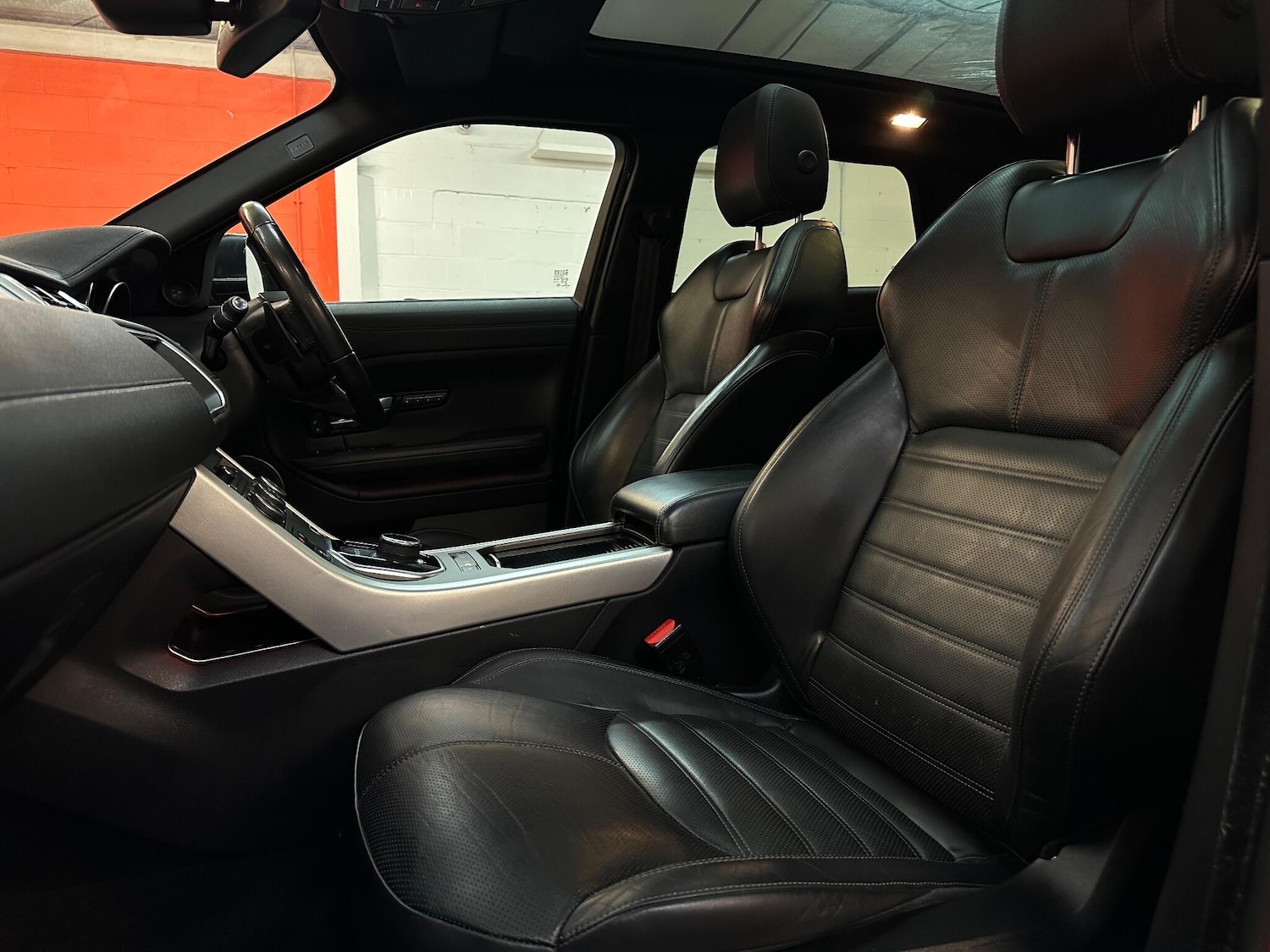 Used Land Rover Range Rover Evoque 2018 for sale - 77279053: Photo 18