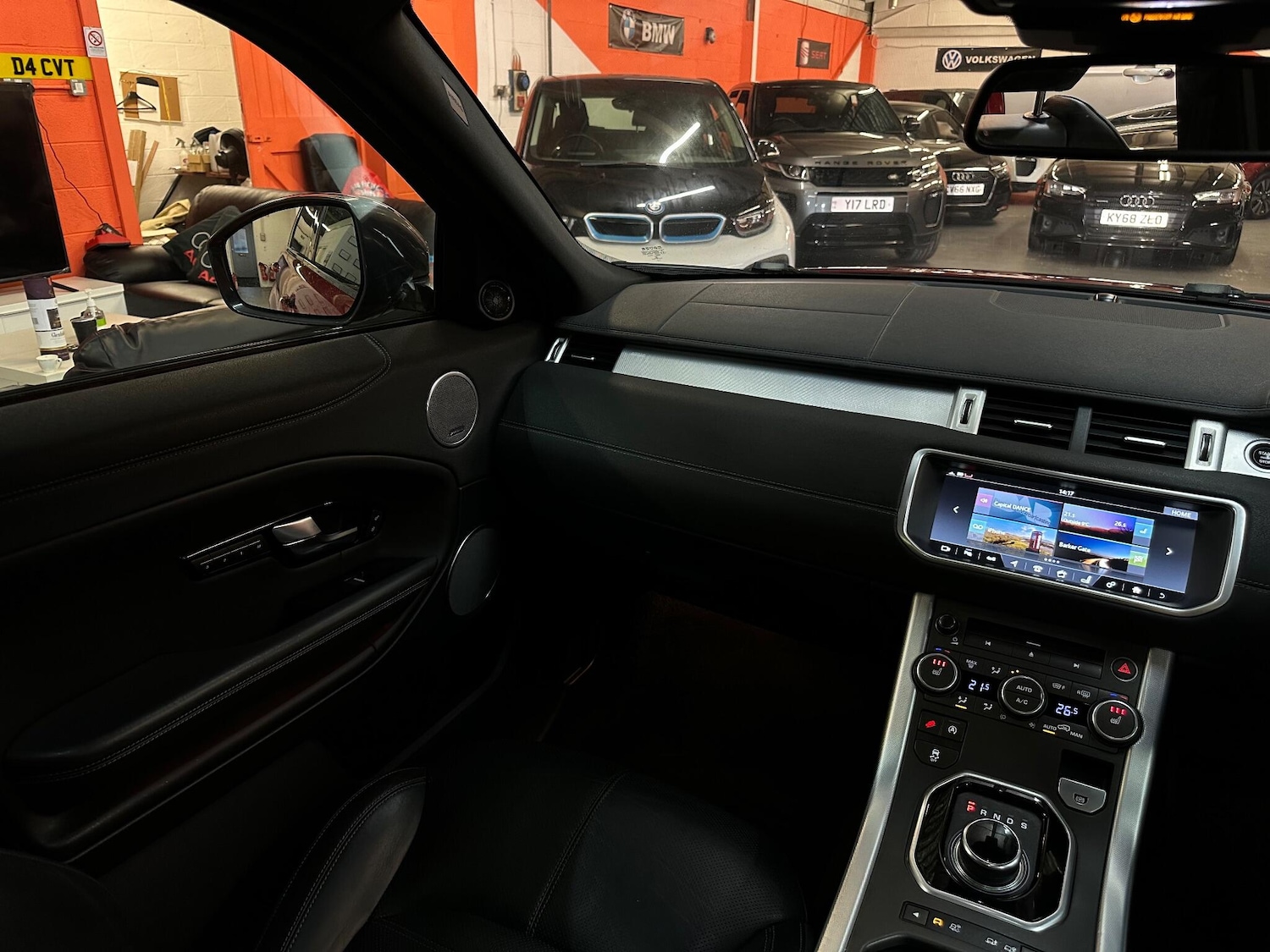 Used Land Rover Range Rover Evoque 2018 for sale - 77279053: Photo 40