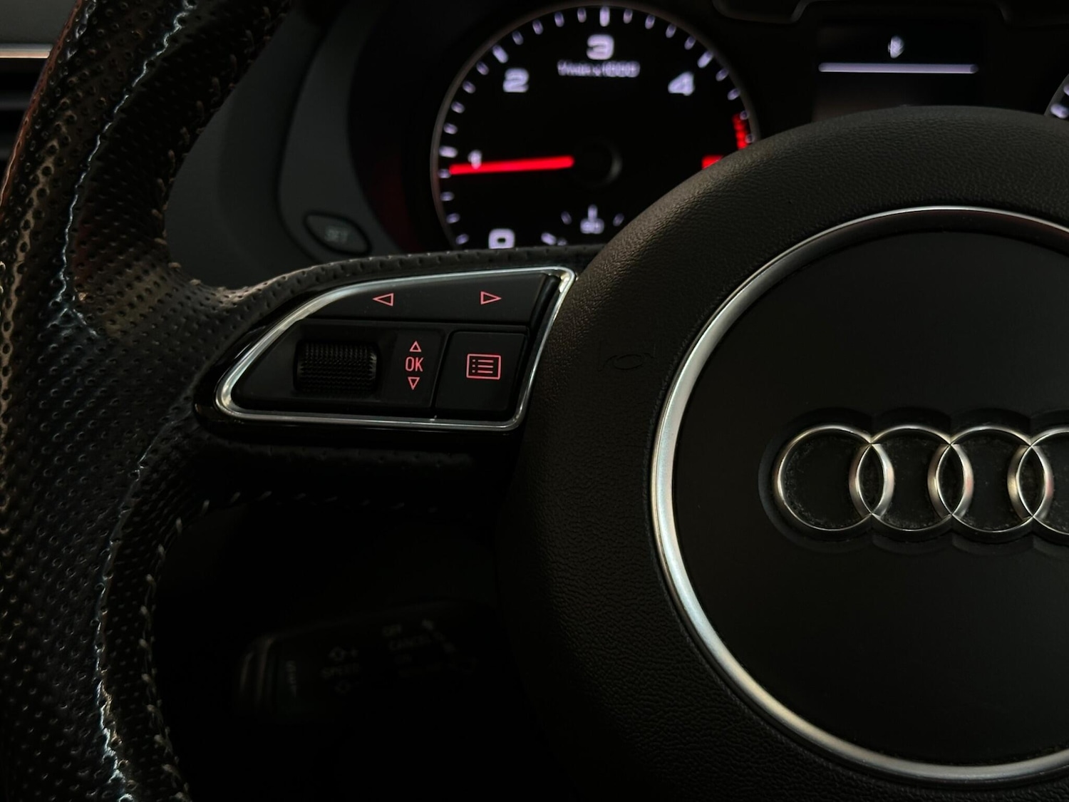 Used Audi Q3 2016 for sale - 77597810: Photo 31