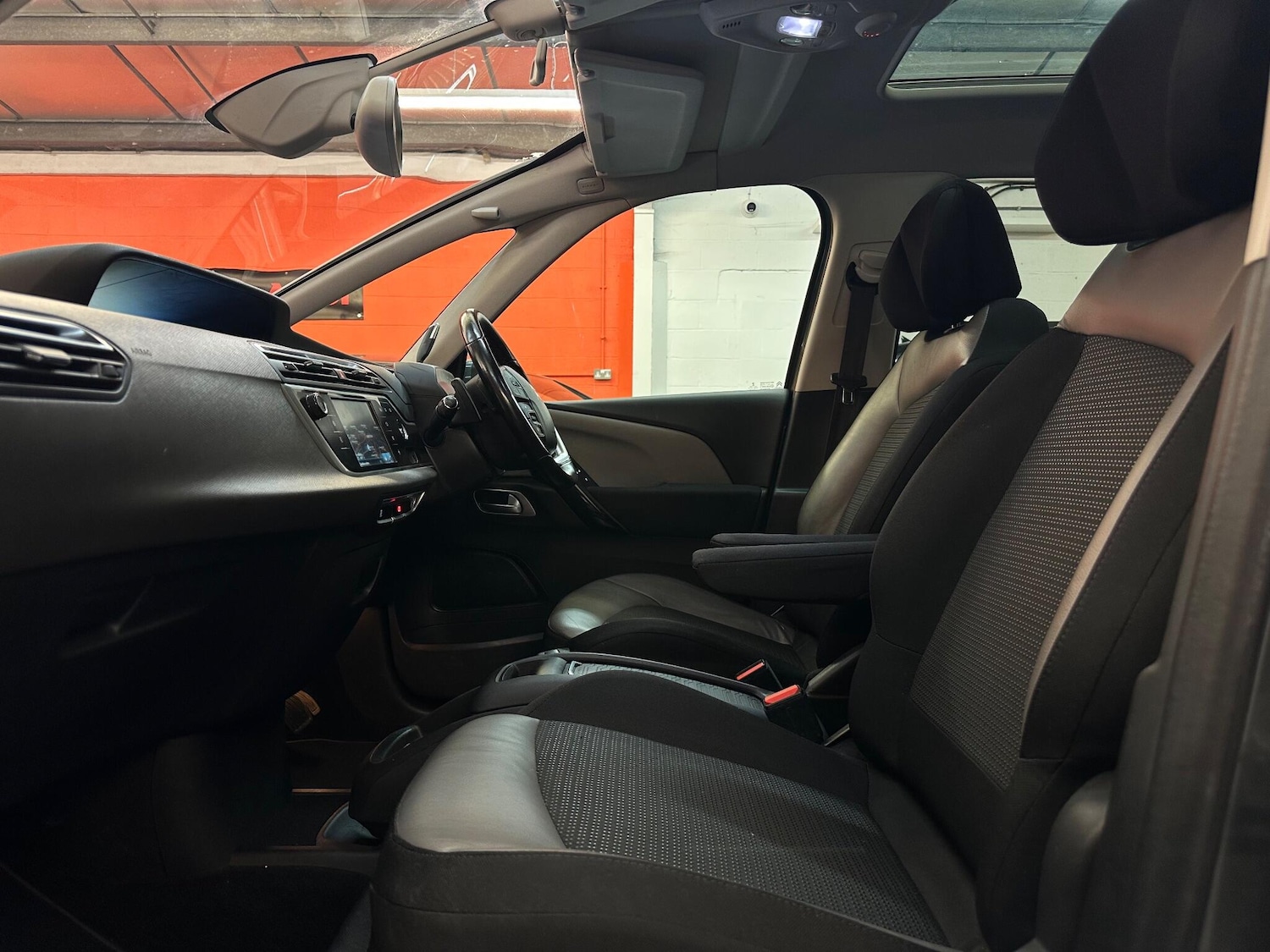 Used Citroen Grand C4 Picasso 2015 for sale - 77798909: Photo 12