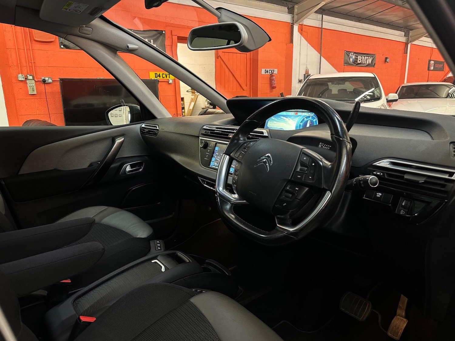 Used Citroen Grand C4 Picasso 2015 for sale - 77798909: Photo 9