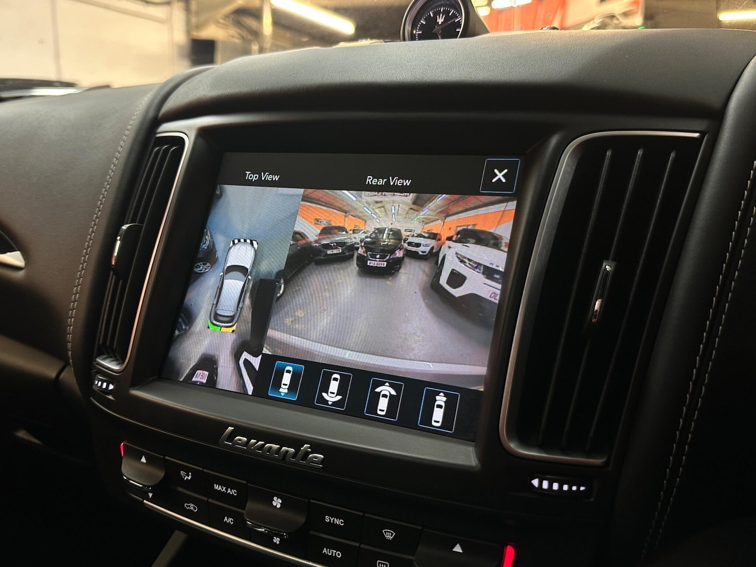 Used Maserati Levante 2018 for sale - 76485539: Photo 25