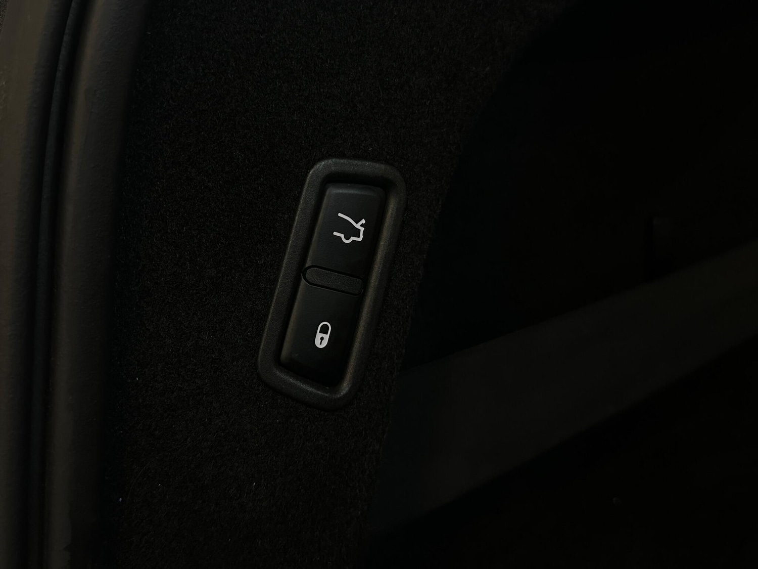 Used Maserati Levante 2018 for sale - 76485539: Photo 38