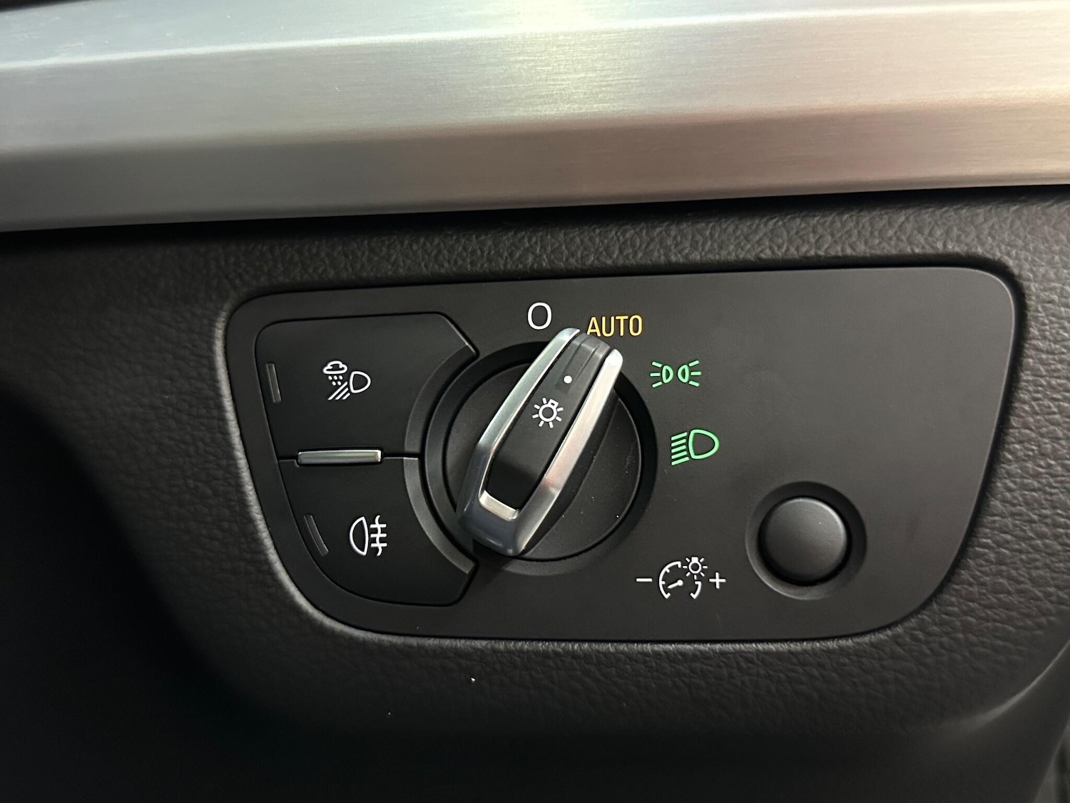 Used Audi Q5 2019 for sale - 76084830: Photo 37
