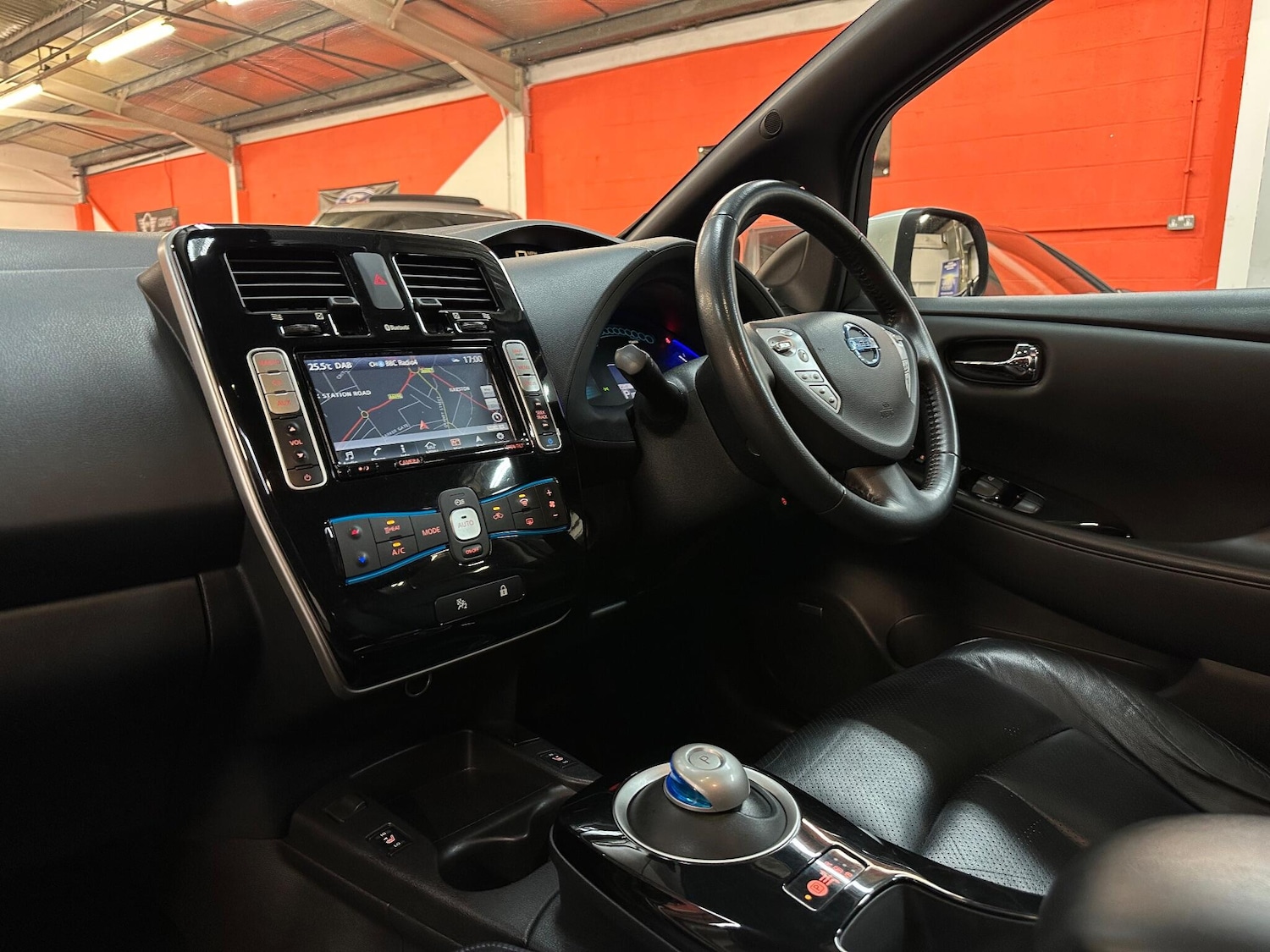 Used Nissan Leaf 2016 for sale - 76992974: Photo 23