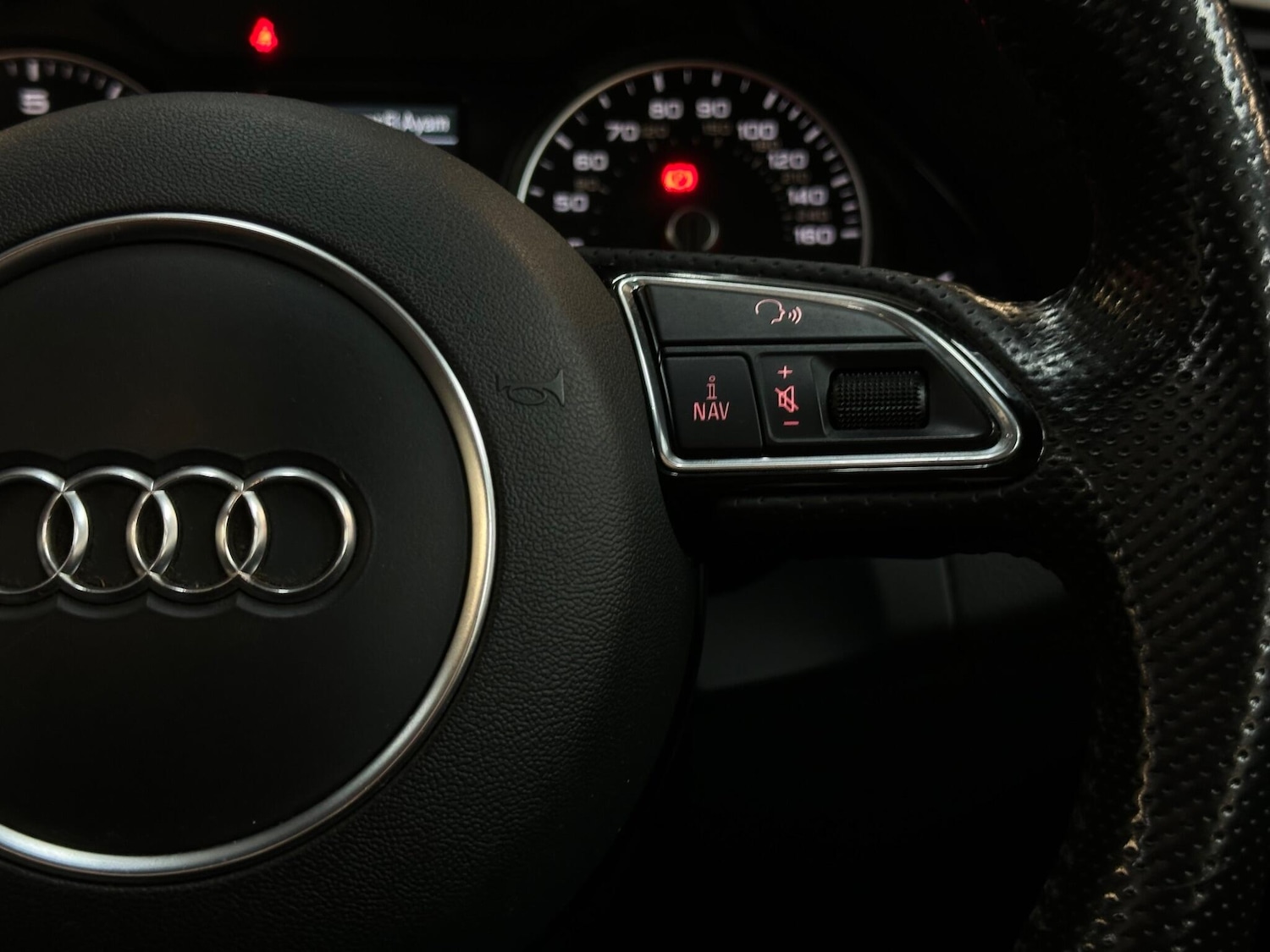 Used Audi Q5 2016 for sale - 76887436: Photo 31