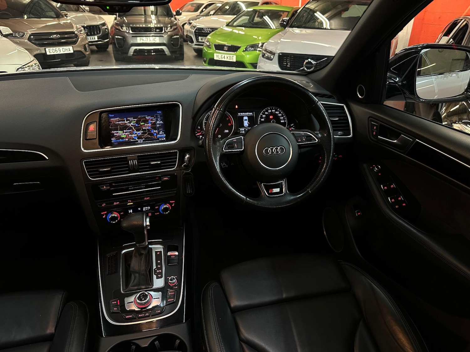 Used Audi Q5 2016 for sale - 76887436: Photo 45