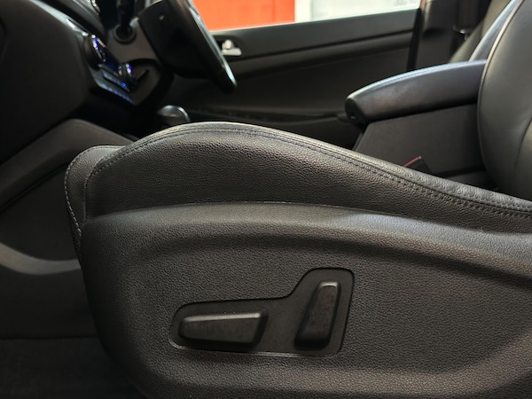 Used Hyundai TUCSON 2017 for sale - 76166379: Photo 34