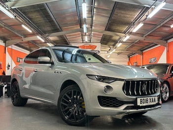 Used Maserati Levante 2018 for sale - 76995509: Photo