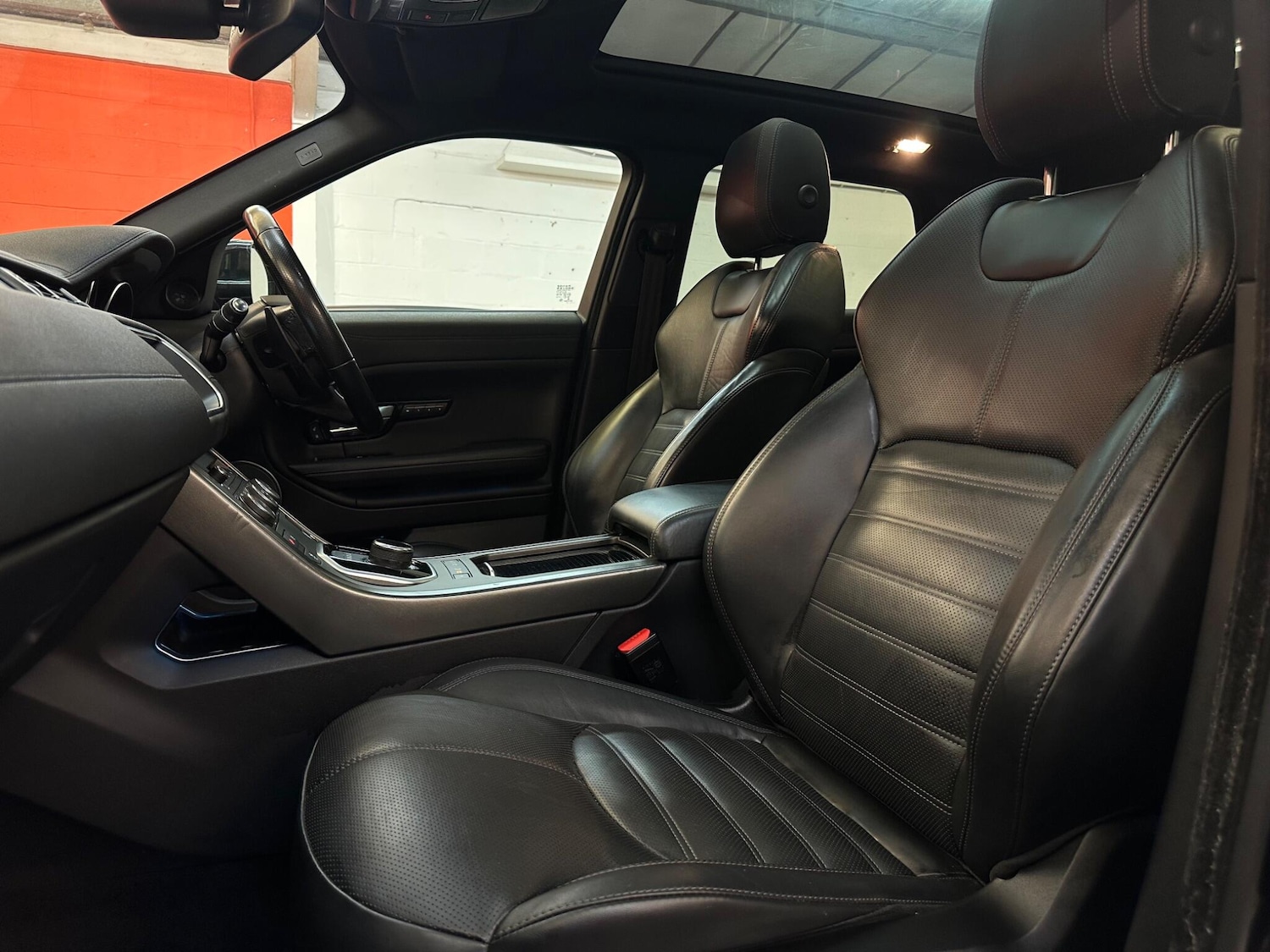 Used Land Rover Range Rover Evoque for sale - 77925008: Photo 15