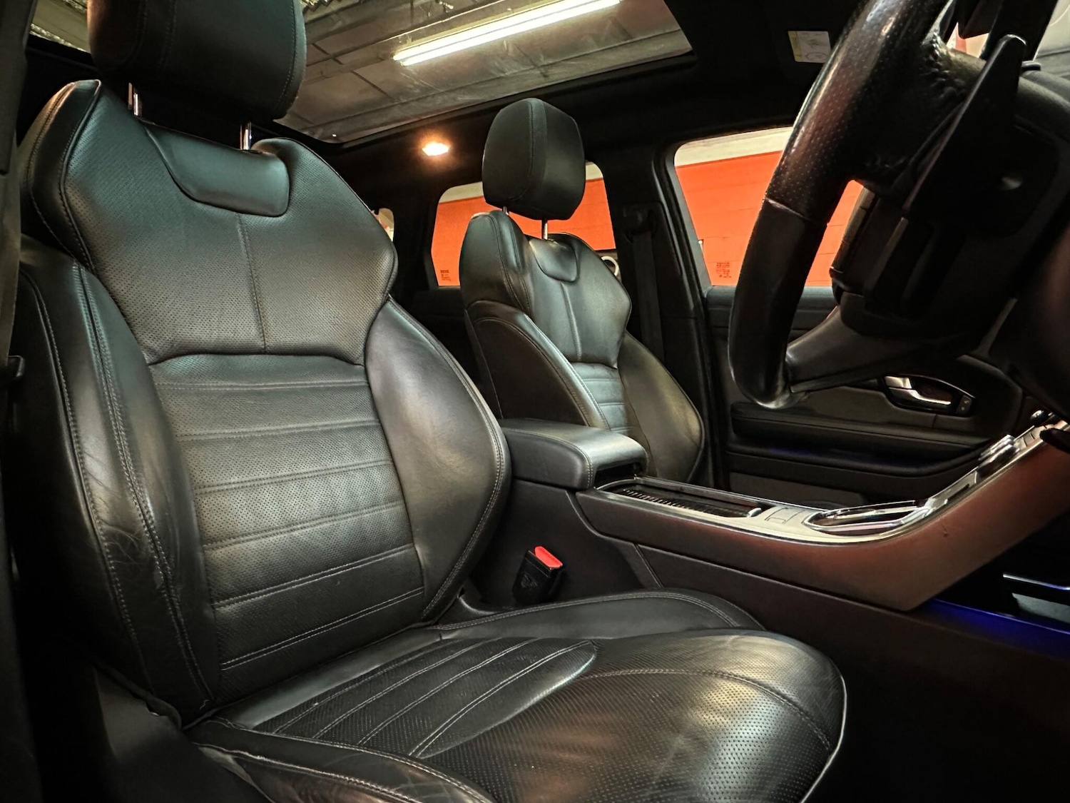 Used Land Rover Range Rover Evoque 2018 for sale - 77705177: Photo 11