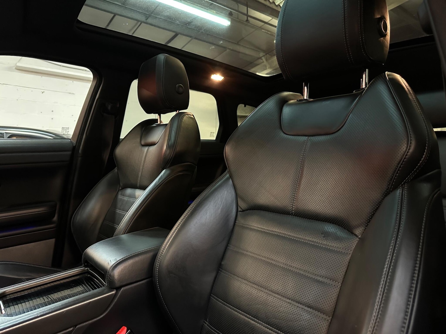 Used Land Rover Range Rover Evoque 2018 for sale - 77705177: Photo 15