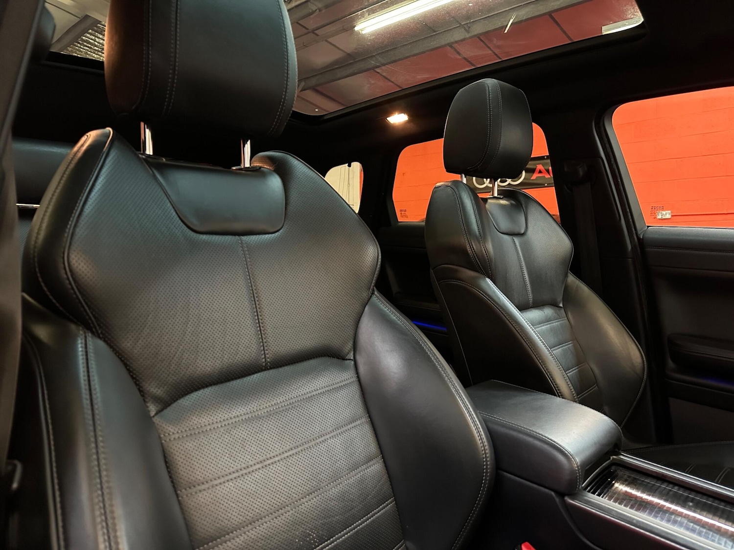 Used Land Rover Range Rover Evoque 2018 for sale - 77705177: Photo 16