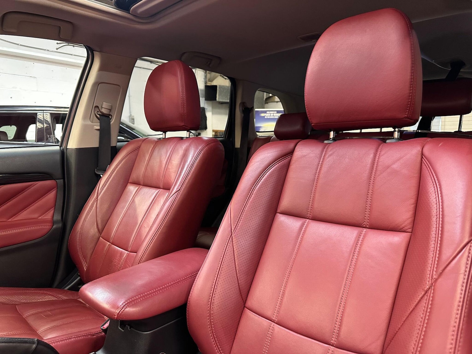 Used Mitsubishi Outlander 2016 for sale - 76166707: Photo 15