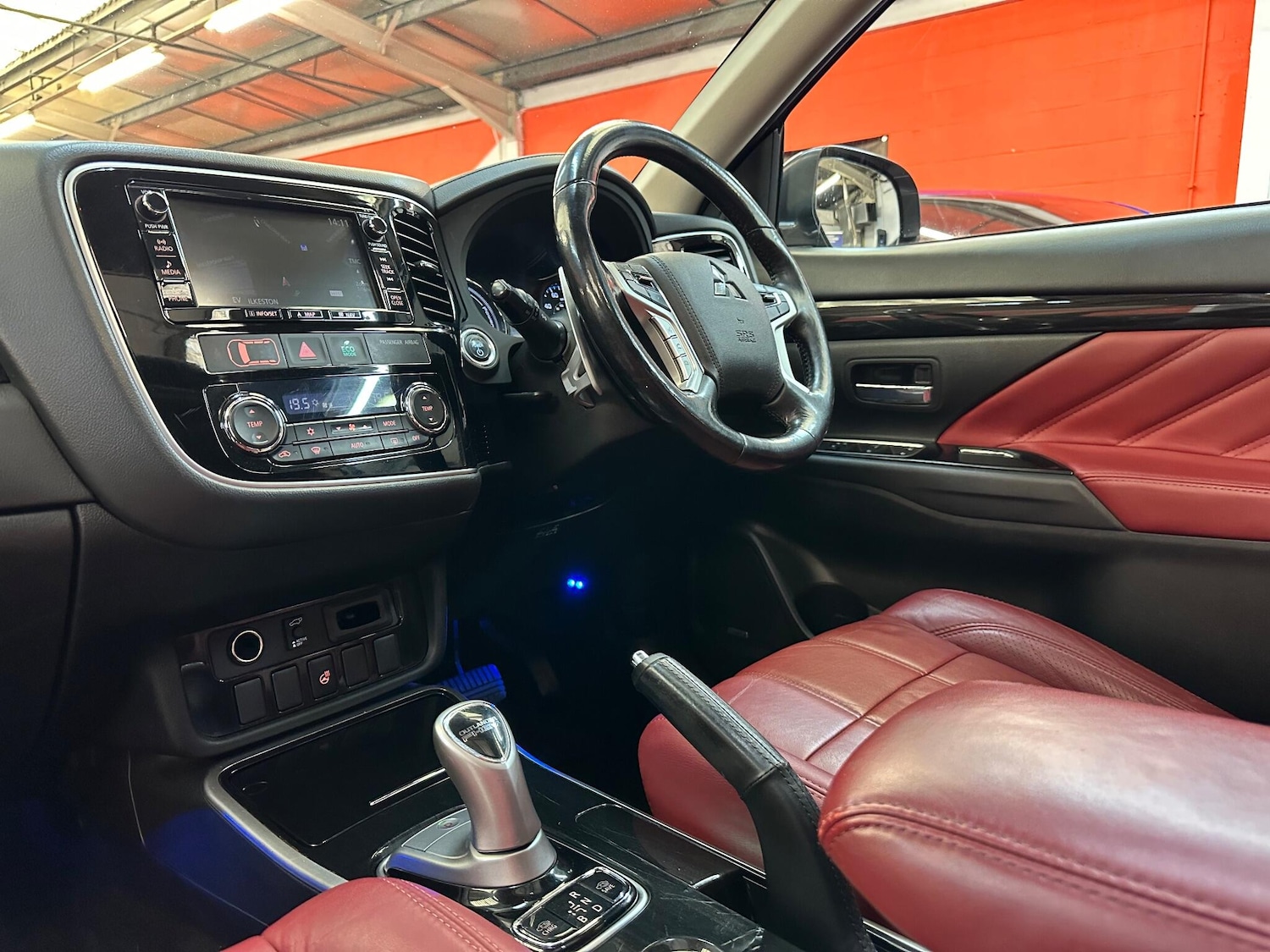 Used Mitsubishi Outlander 2016 for sale - 76166707: Photo 23