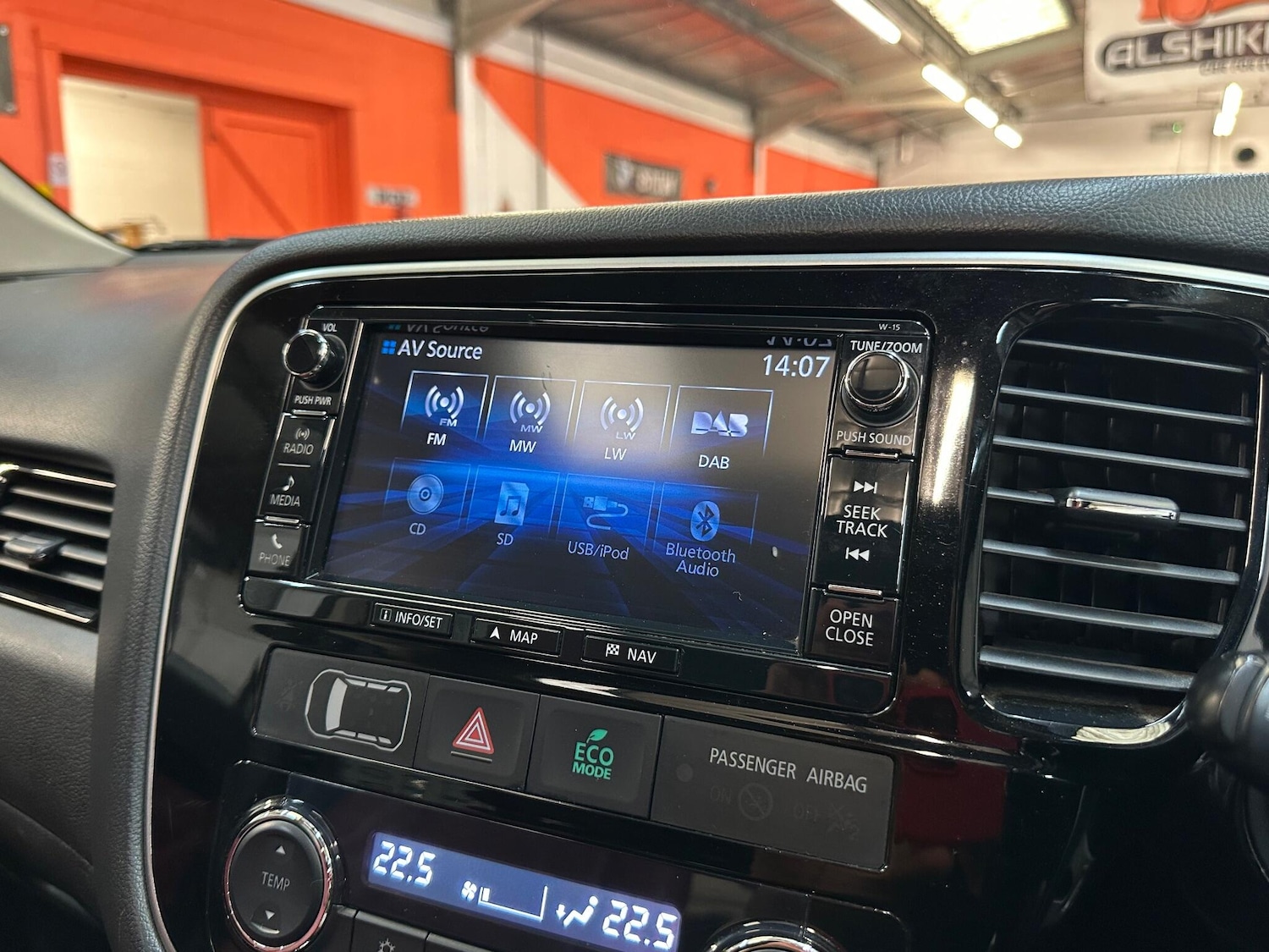 Used Mitsubishi Outlander 2016 for sale - 76166707: Photo 26