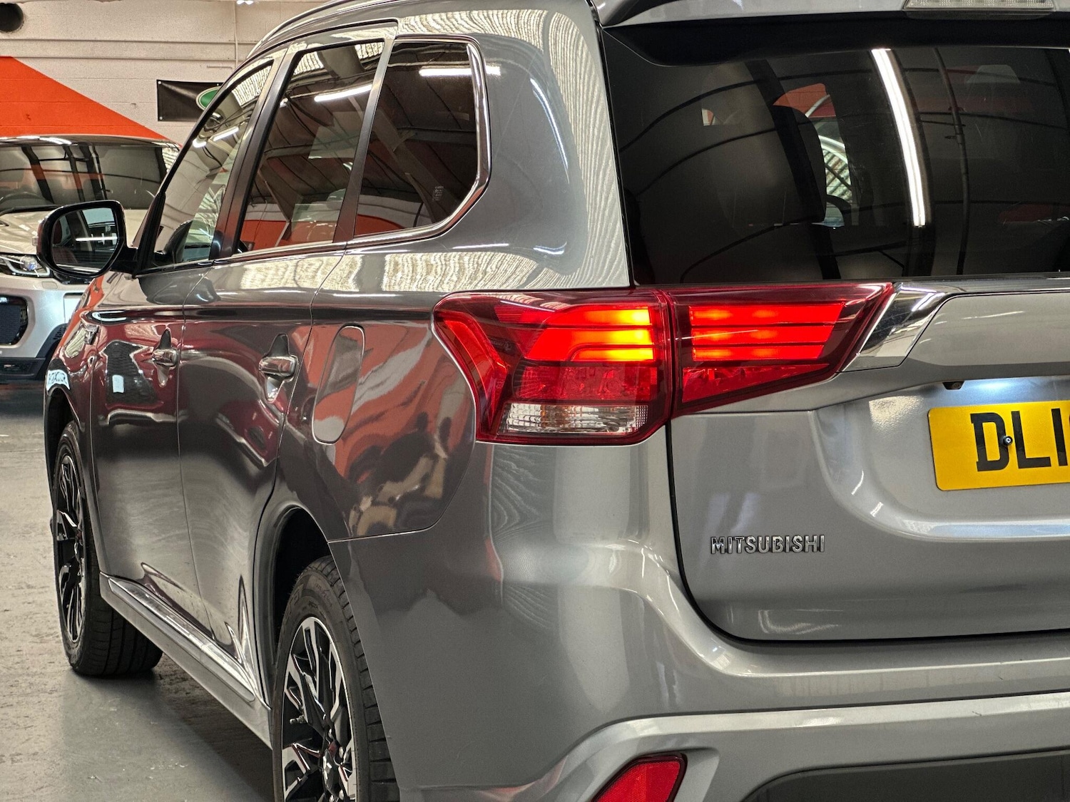 Used Mitsubishi Outlander 2016 for sale - 76166707: Photo 42