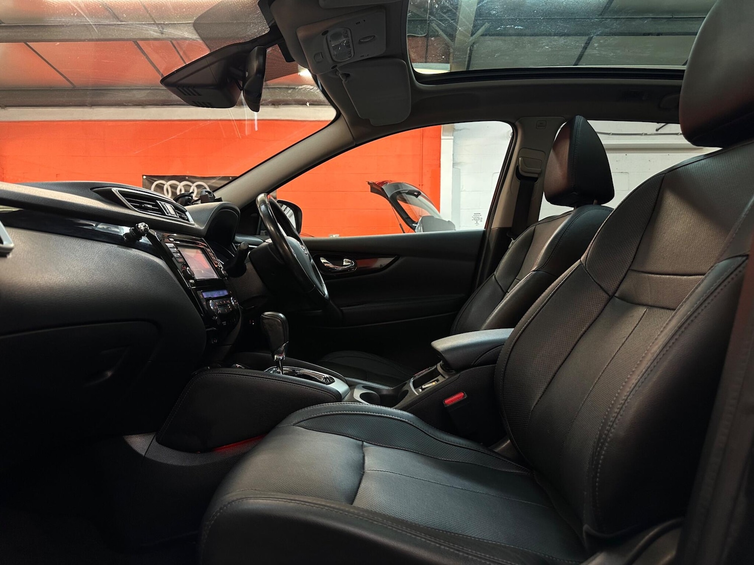 Used Nissan Qashqai 2015 for sale - 78007701: Photo 14