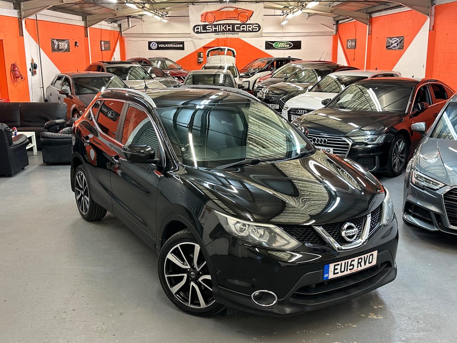 Used Nissan Qashqai 2015 for sale - 78007701: Photo 2