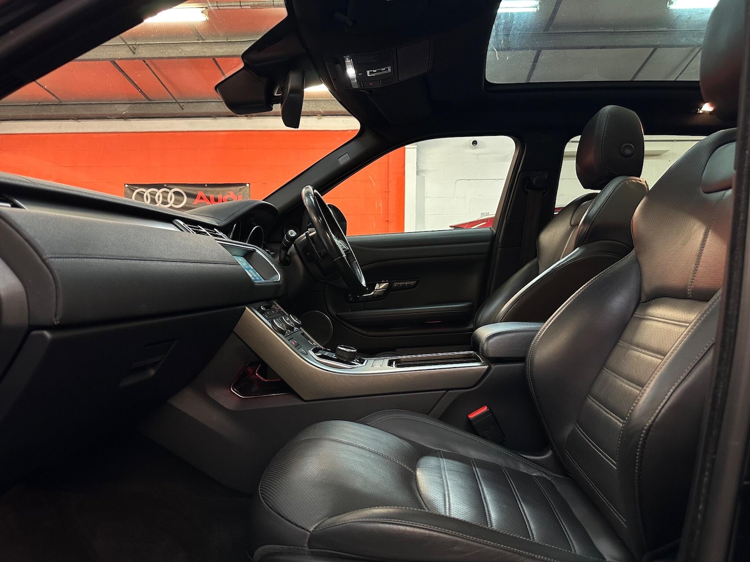 Used Land Rover Range Rover Evoque 2018 for sale - 76377266: Photo 13