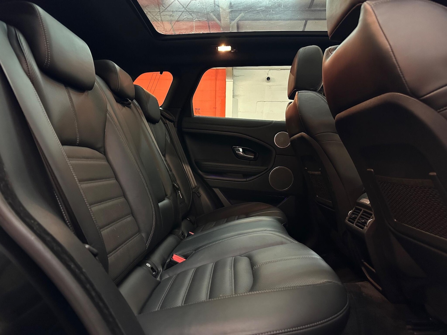 Used Land Rover Range Rover Evoque 2018 for sale - 76377266: Photo 17