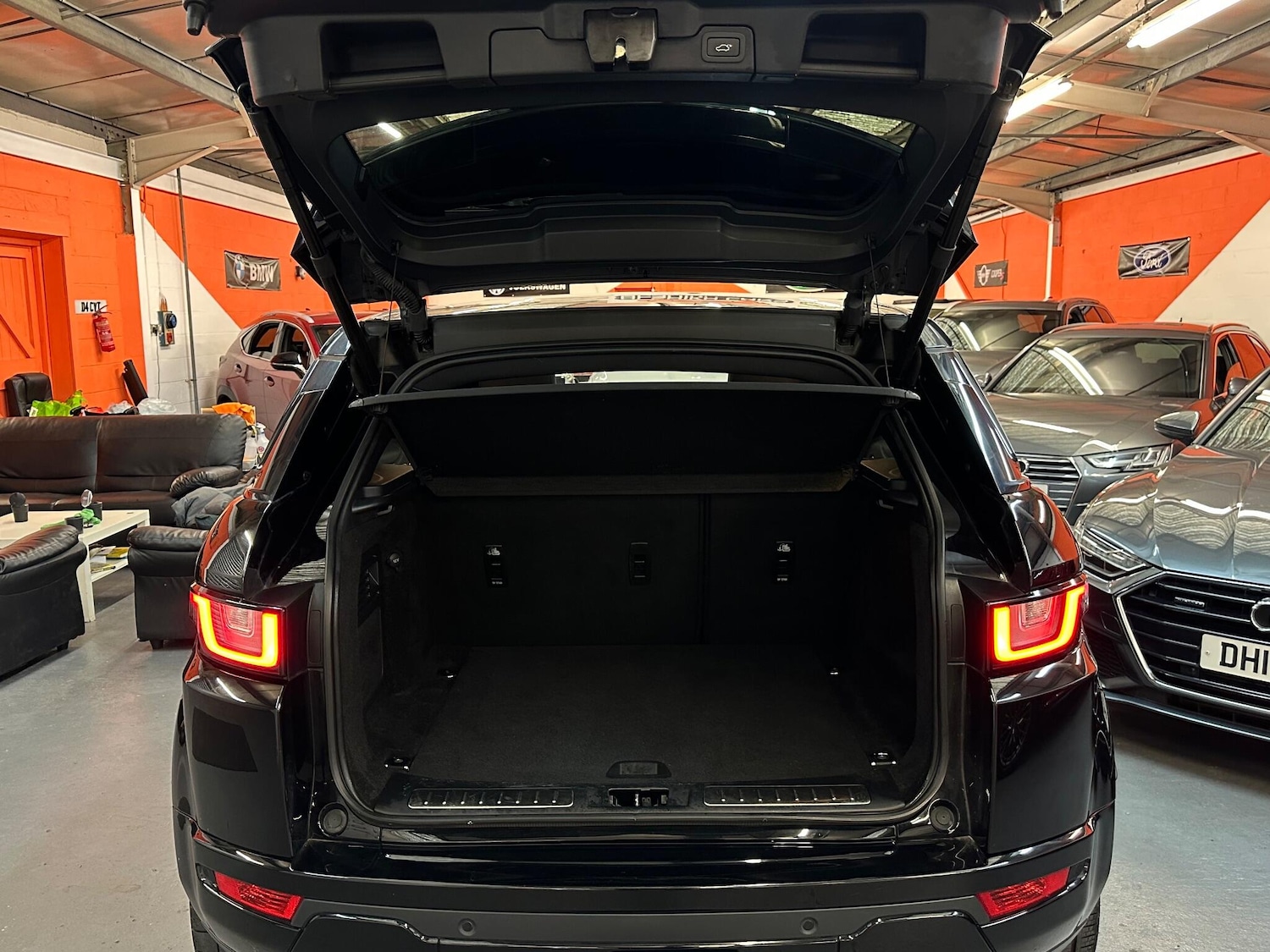 Used Land Rover Range Rover Evoque 2018 for sale - 76377266: Photo 19