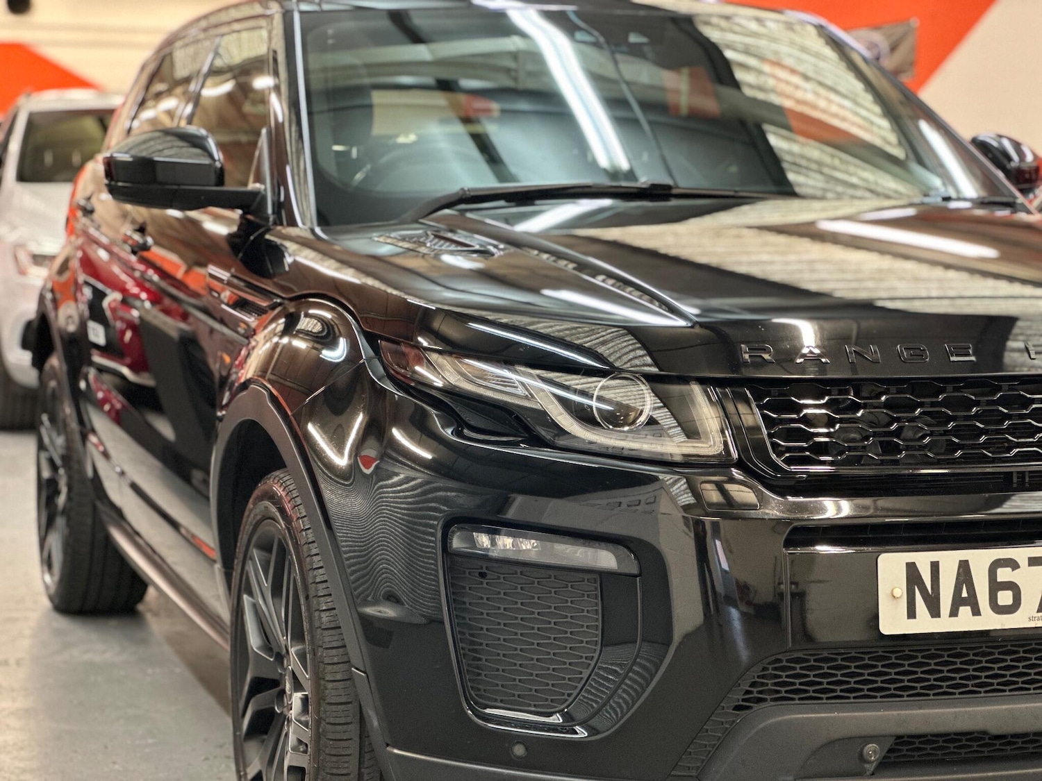 Used Land Rover Range Rover Evoque 2018 for sale - 76377266: Photo 39